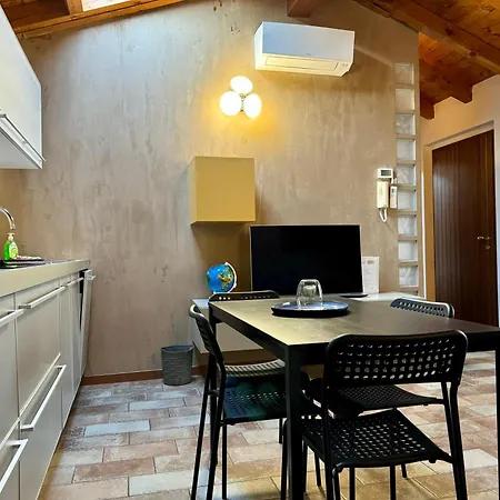 Easy Airport - Sleep &fly Apartman Bergamo