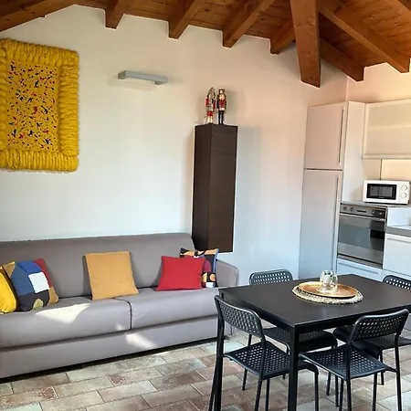 Easy Airport - Sleep &fly Appartamento *